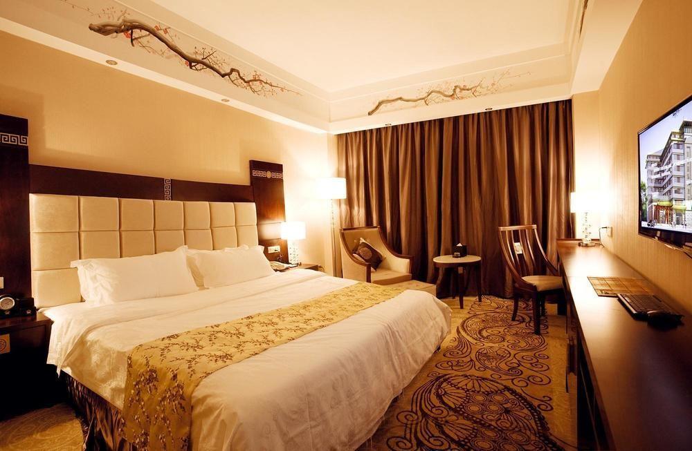 Guilin Golden Crown International Hotel Екстериор снимка