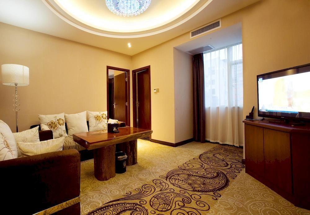 Guilin Golden Crown International Hotel Екстериор снимка